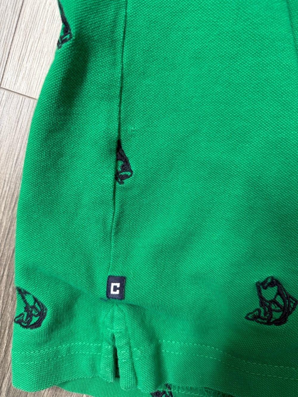 Chaps Green Polo With Navy Blue Bass Fish Embroidered Medium Golf Spring - Picture 8 of 8